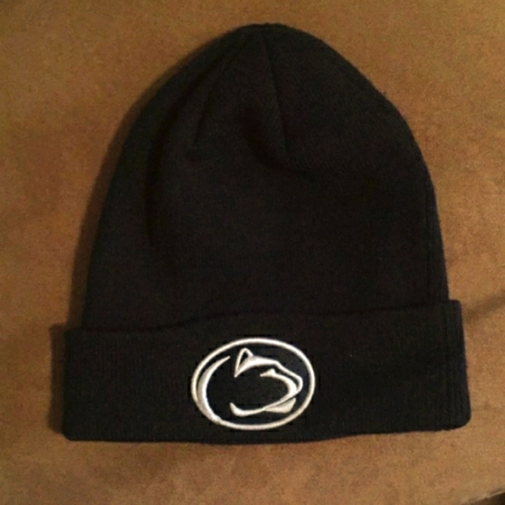 Top of the World beanie cap black